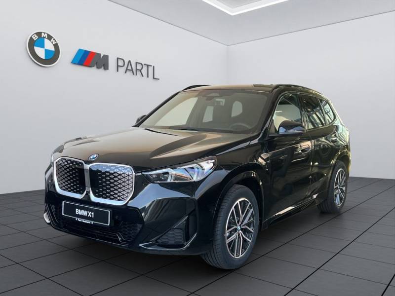 BMW iX1 eDrive20 M-Sport LED ACC 360° HUD AHK H/K