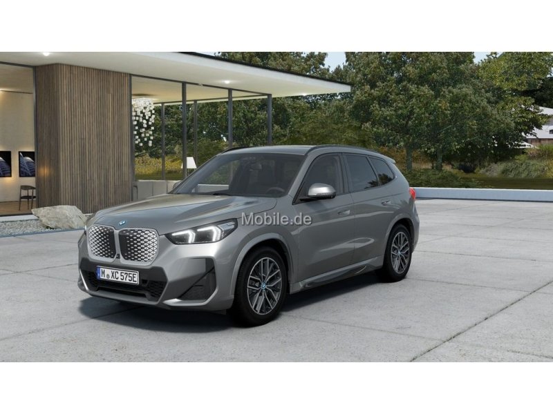BMW iX1 xDrive30 Navi Tempom.aktiv Bluetooth PDC