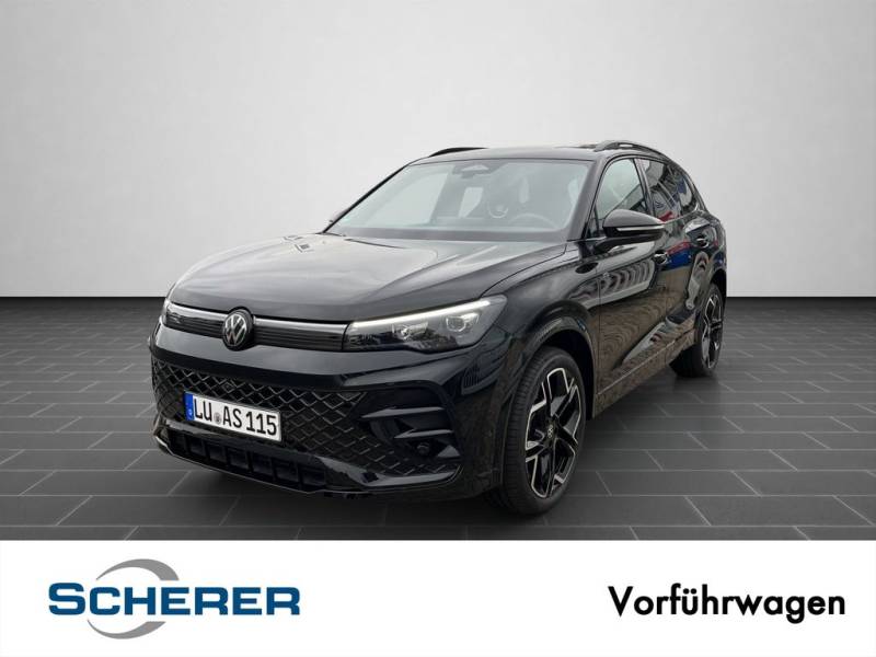 Volkswagen Tiguan R-Line 2.0 TSI 4MO DSG BLACK AHK PANO IQ