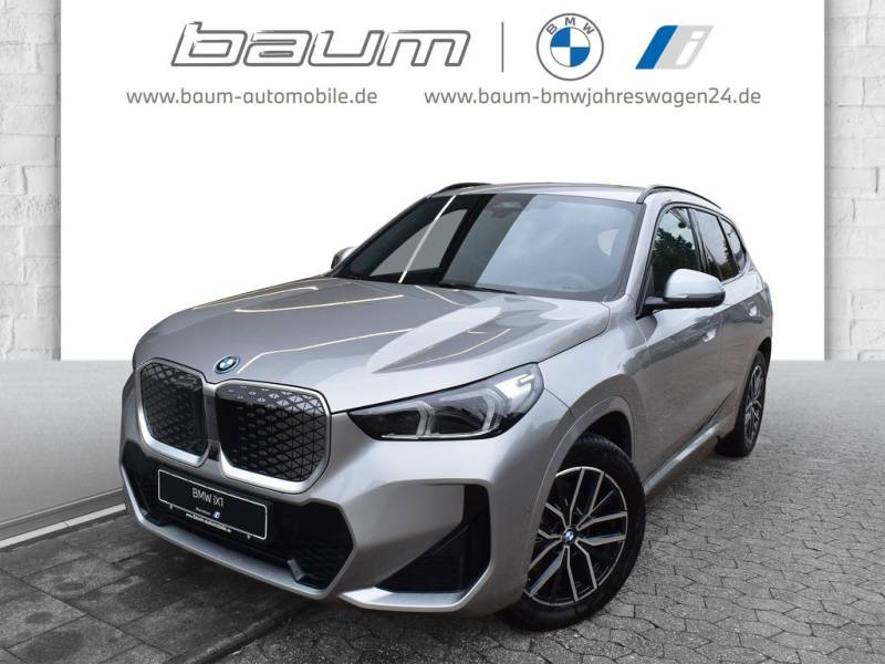 BMW iX1 eDrive20 M Sport M Sportpaket Head-Up DAB