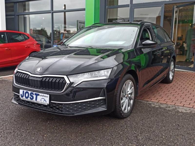 Skoda Octavia Combi Selection 1.5 eTSI DSG Navi LED AC