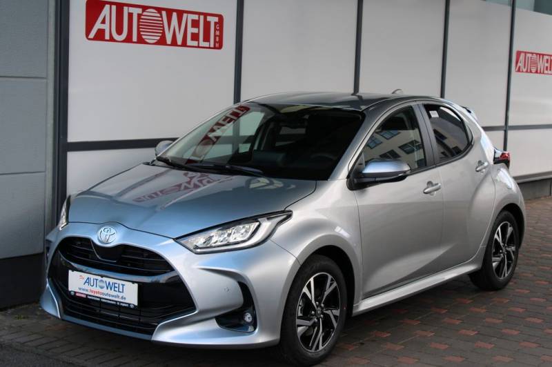 Toyota Yaris 1.5 Hybrid Team D + Comf.- + Safety-Paket
