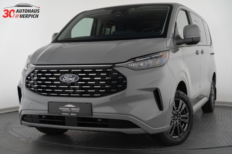 Ford Custom 320 L1 Tourneo Titanium DAB RFK CARPLAY