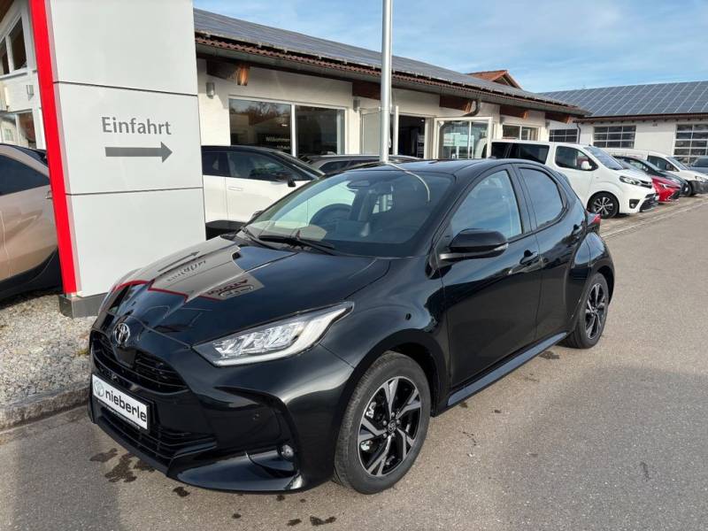 Toyota Yaris Hybrid Teamplayer *Kamera,Sitzh.,1,99Zins*