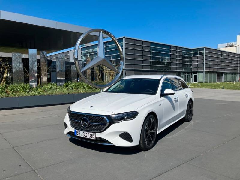 Mercedes-Benz E 300 e T-Modell 360°KAMERA+MEMORY+FAHRASSISTENZ