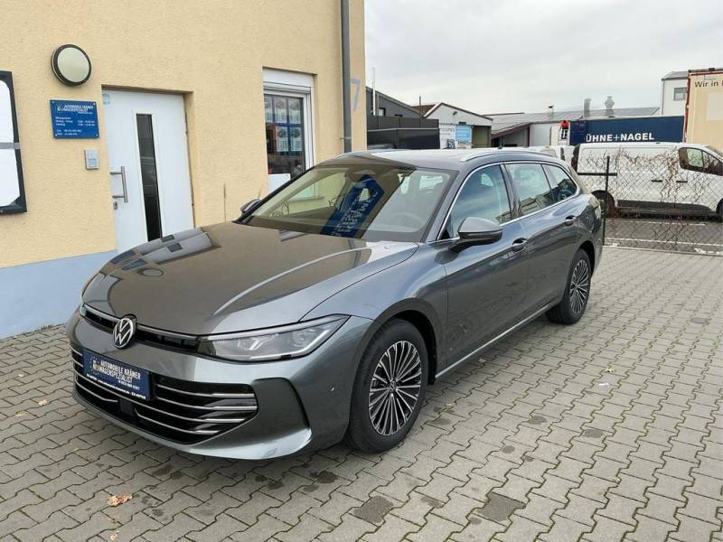 Volkswagen Passat Variant Elegance AHK NAVI MATRIX MASSA...