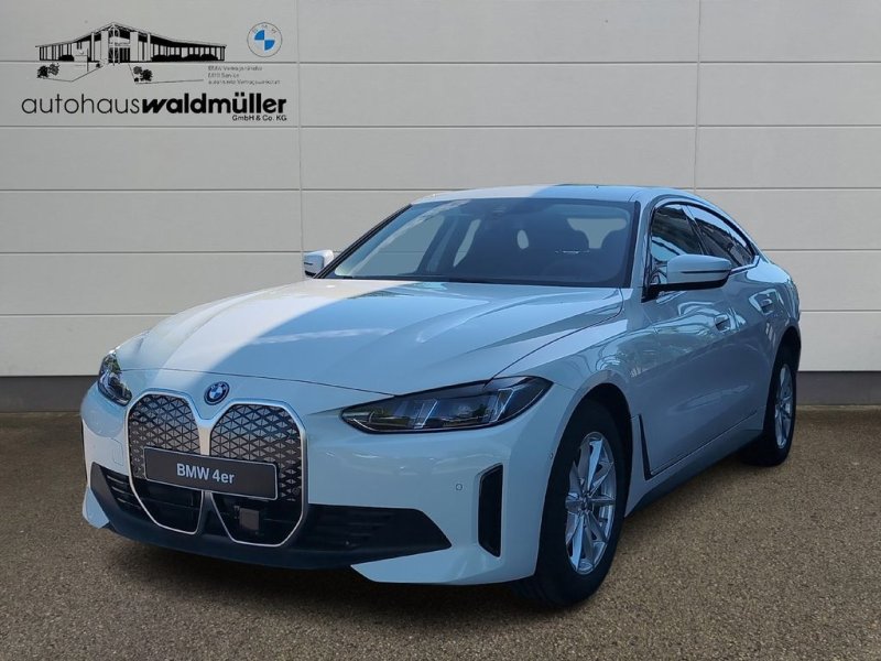 BMW i4 xDrive40
