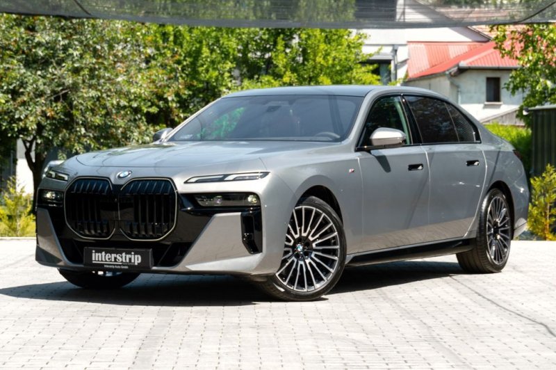 BMW 740d M SPORT.MASSSAGE.SOFTC.SKY.DR.ASS.PRO.360°