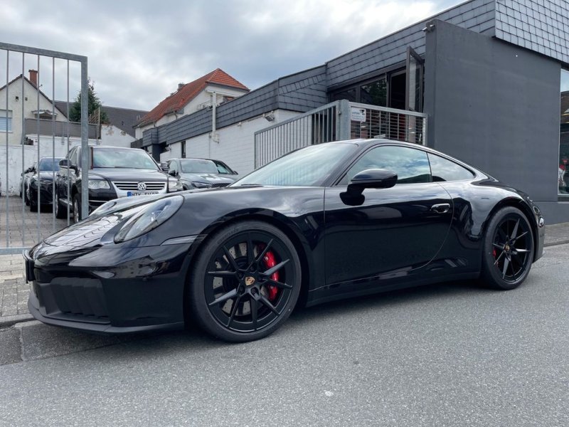 Porsche 992 911 4 GTS Coupe Facelift -Lift-SportDesign-