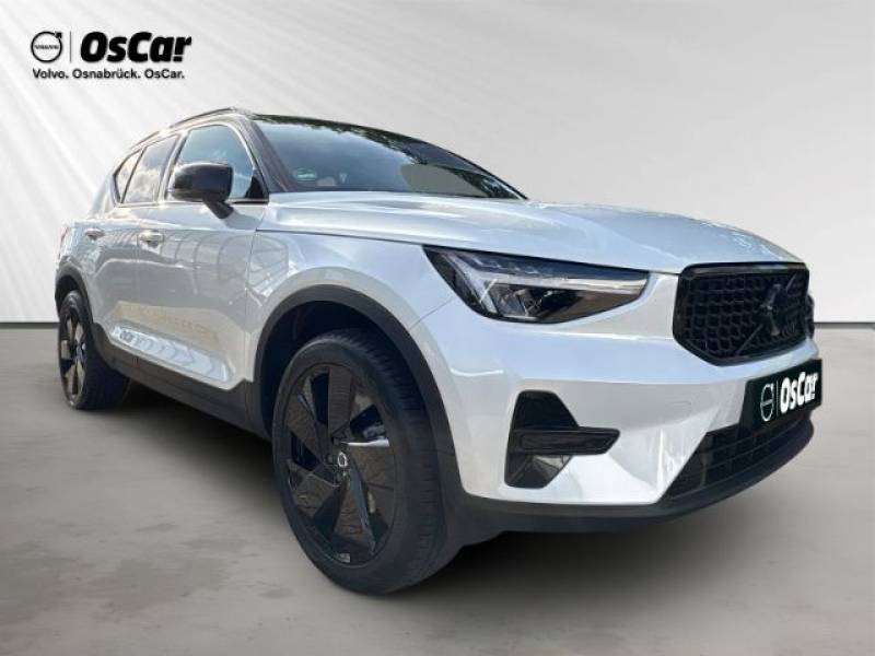 Volvo XC40 B3 Plus Black Edition 360Grad Kontrastdach 