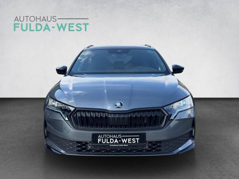 Skoda Octavia Combi Sportline 2.0TDI DSG AHK 4J. Garan