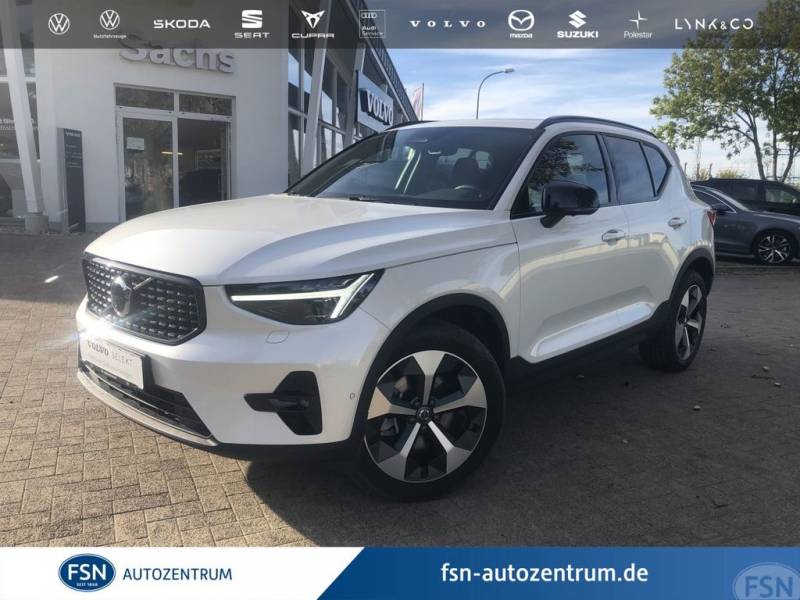 Volvo XC40 B4 Plus Dark Panoramadach Plus Dark
