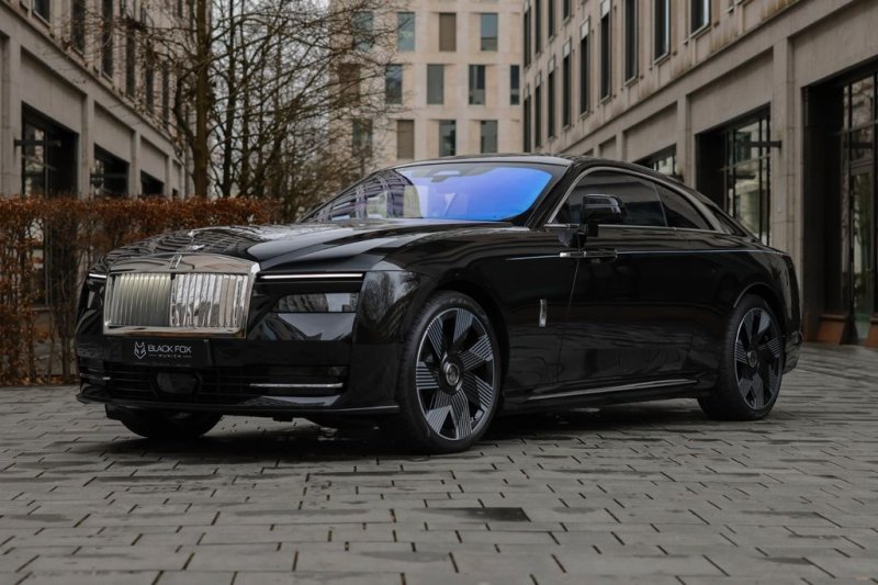 Rolls-Royce Spectre - STARLIGHT - SHOOTING STAR - BESPOKE
