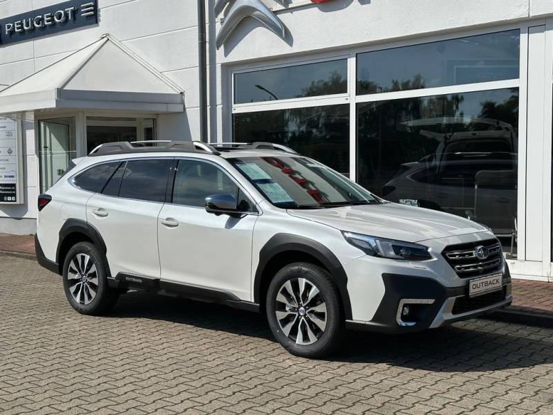 Subaru Outback Platinum - Nav - RCam - SD