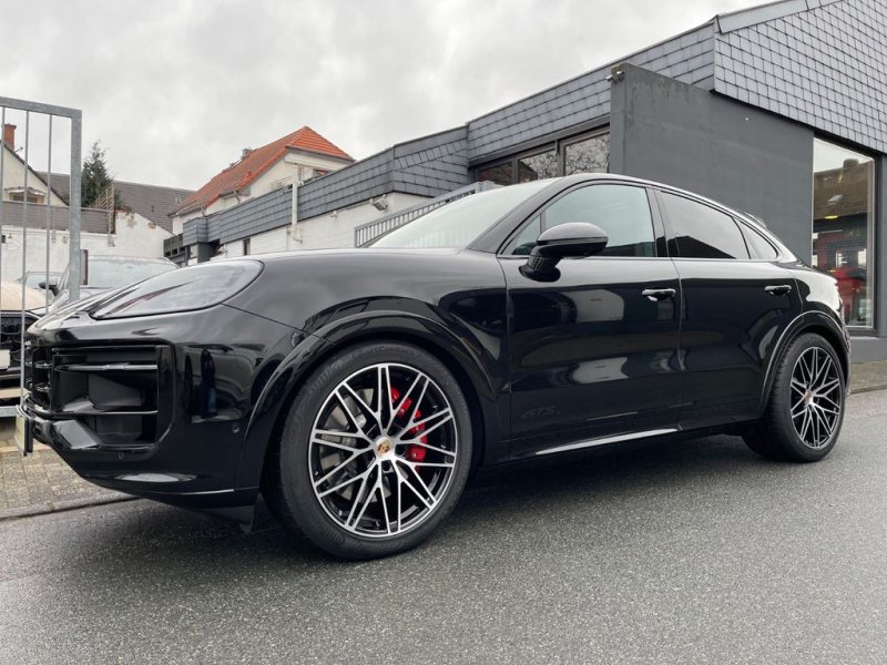 Porsche Cayenne GTS Coupé -HUD-Matrix-ACC-AHK-Carbon-22"