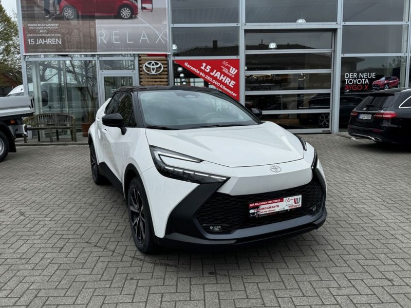 Toyota C-HR Plug-In Hybrid Teamplayer Navi LED ACC 0%