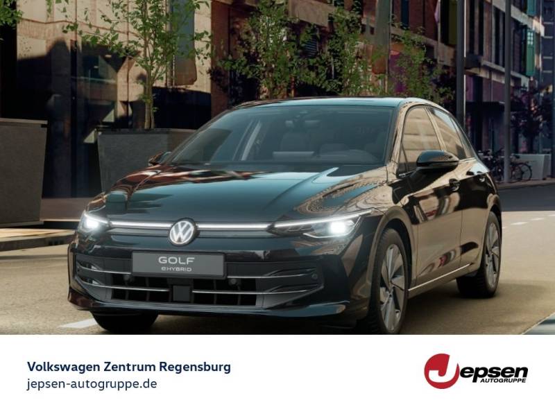 Volkswagen Golf Style Hybrid DSG LED MASSAGE NAVI R-KAMERA