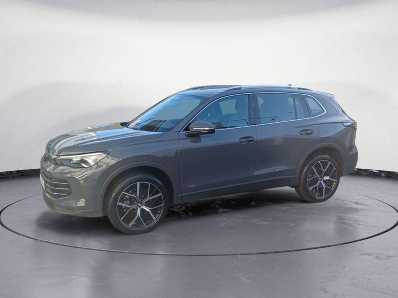 Volkswagen Tiguan Elegance 2,0 l TDI SCR 4MOTION 14  7-Gang