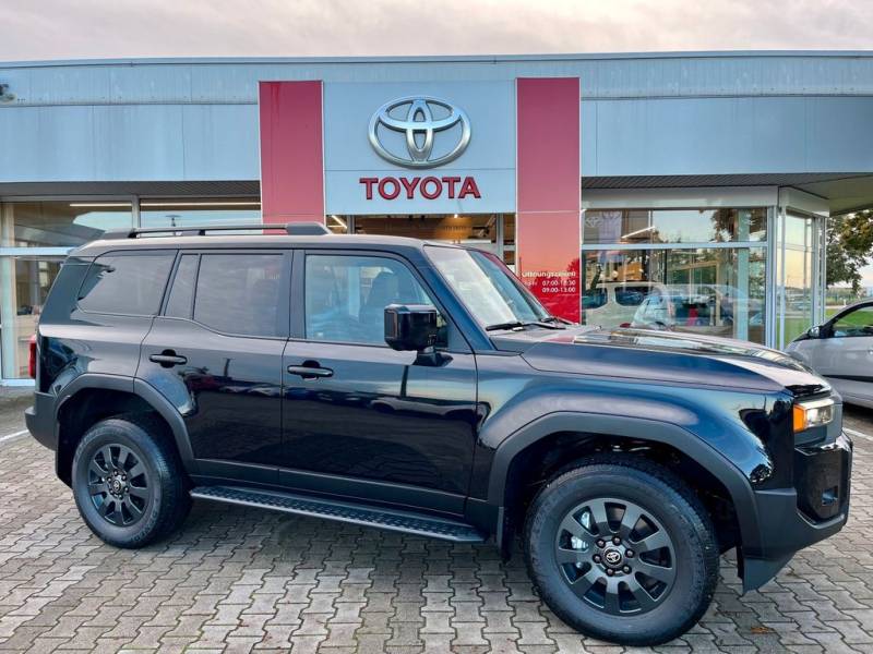 Toyota Land Cruiser 2,8 MILD HYBRID AWD Executive J25