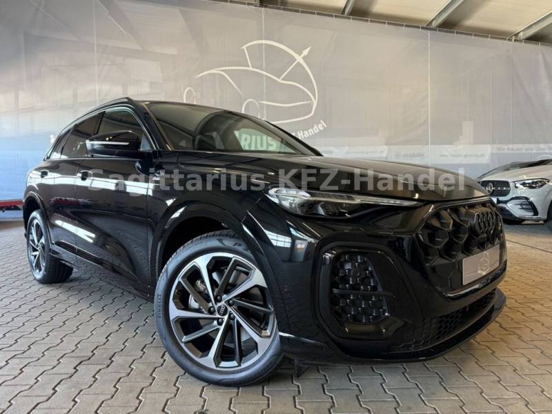 Audi Q5 2.0 TDI quattro/Tech/2xS-line/schwarz/20"/AHK