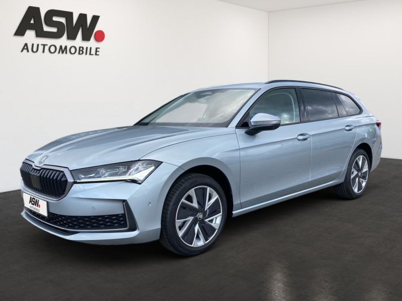 Skoda Superb Combi Selection 2,0 TDI DSG LED Navi AHK
