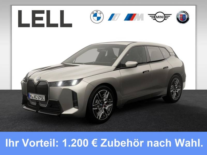 BMW iX xDrive45 M Sport Pro / 2-Achs Luft. / HandK / A