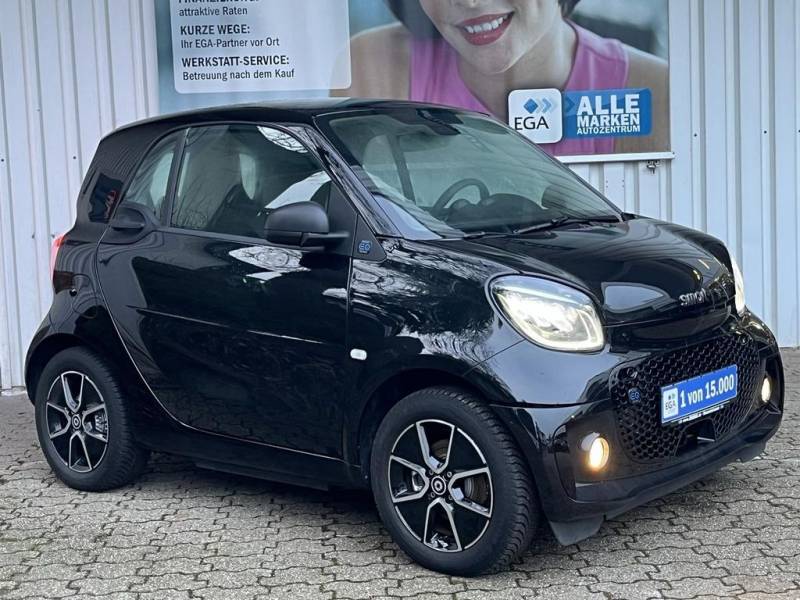 Smart ForTwo EQ*EXCLUSIVE*22kW*PANORAMA*MEDIA*SHZ*CAM*