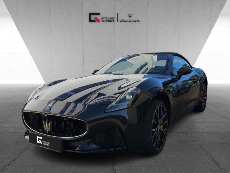 Maserati GranCabrio Modena MY25 AWD V6 BLACK