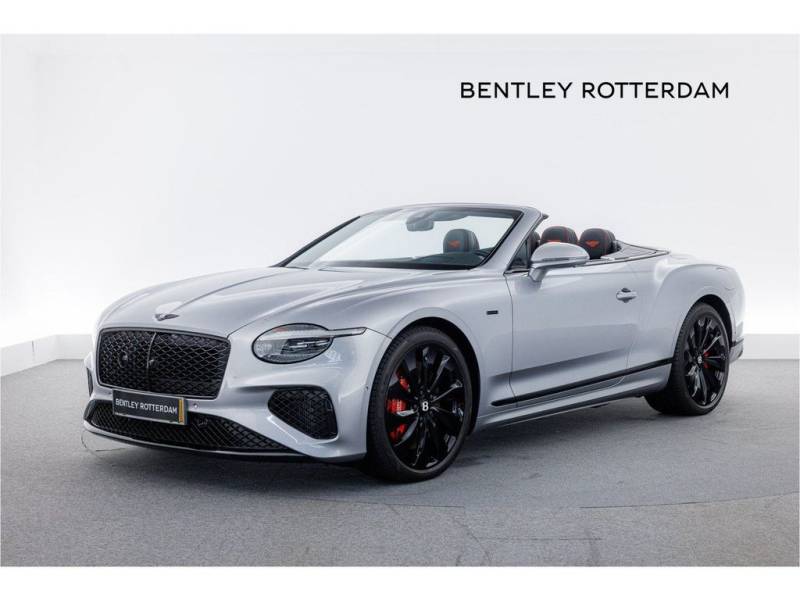 Bentley Continental GTC Black Edition V8 Hybrid MY2025