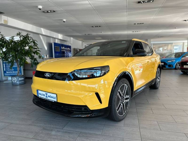 Ford Capri Premium *Pano/ Wärmepumpe/ 360° Kamera"