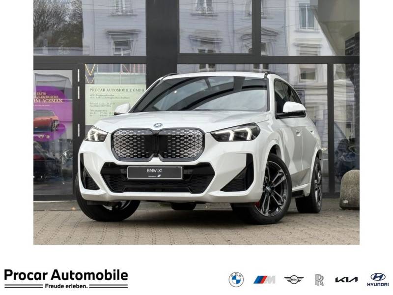 BMW iX1 eDrive20 M Sport HuD AHK DA+ PA+ 19"
