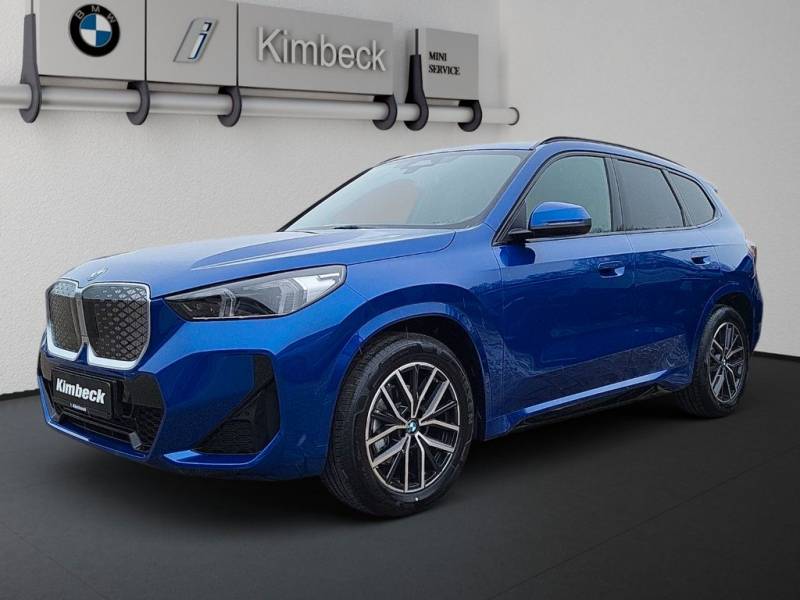BMW iX1 eDrive20 M SPORT LED ACC ParkAss AHK KeyLess