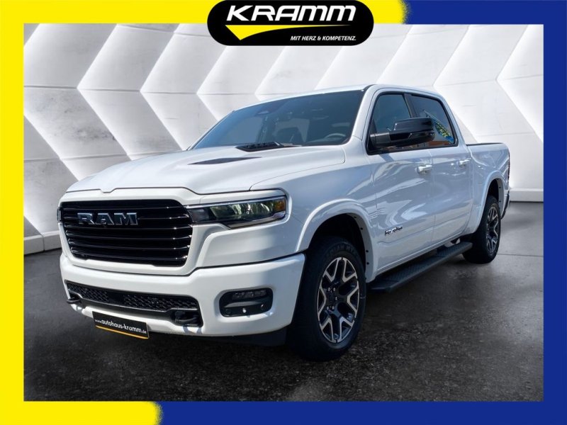 Dodge RAM 1500 Laramie Sport Crew Cab 2025 3.0 L6