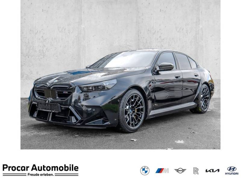 BMW M5 Limousine 0,5%Versteu. ULTIMATE PACKAGE AHK