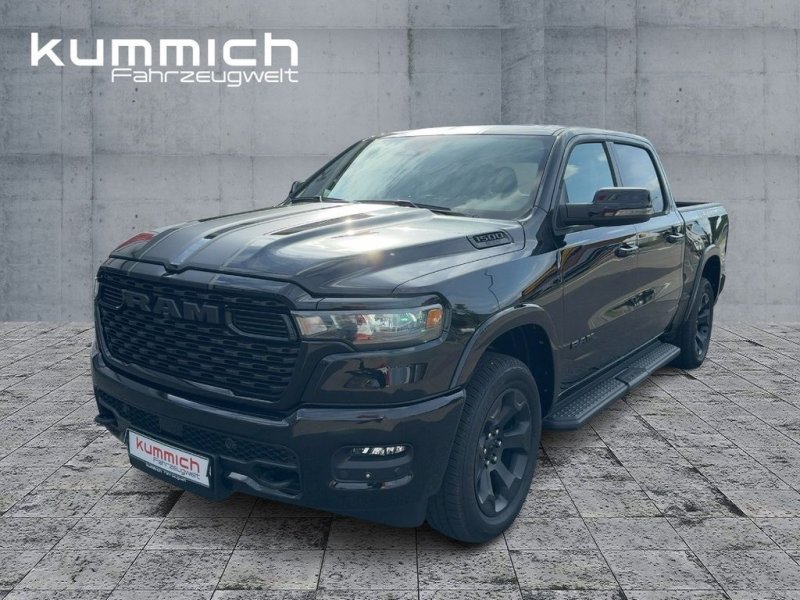 Dodge RAM Big Horn Night Hurricane Edition