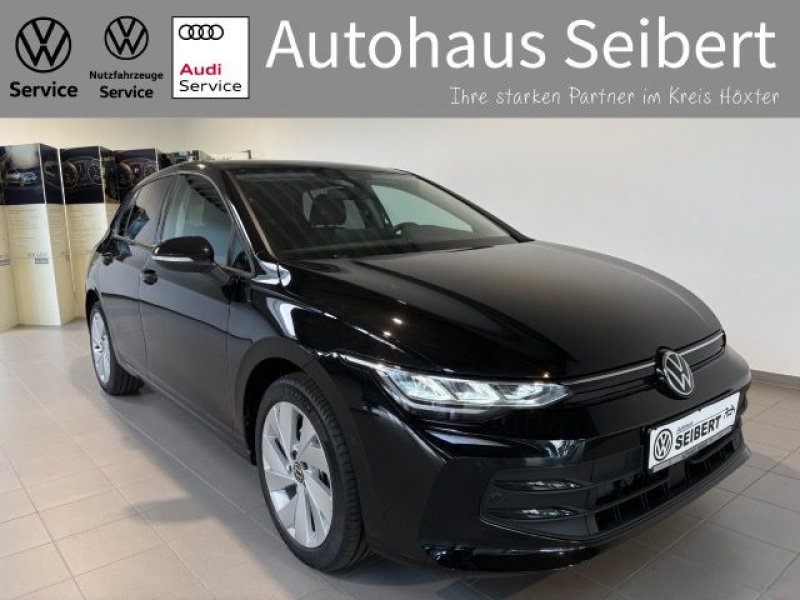 Volkswagen Golf VIII 1.5 TSI Life *KAMERA*APP*17"*TRAVEL*
