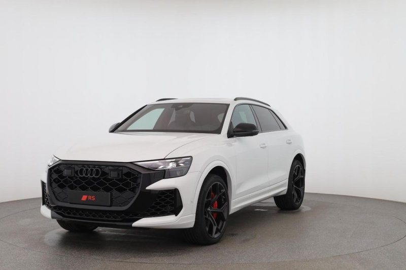 Audi RSQ8 RS Q8 performance