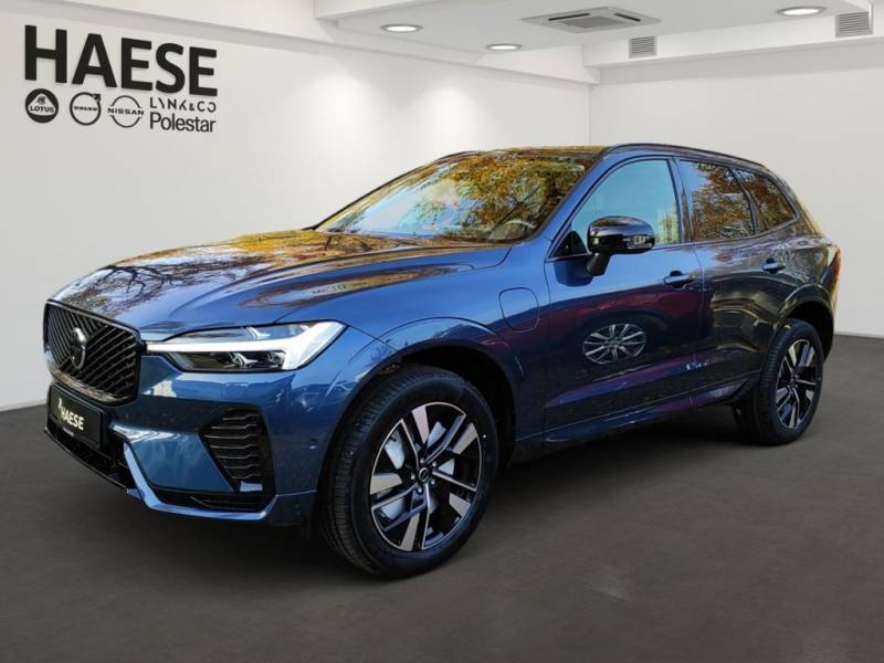 Volvo XC60 Plus Dark Recharge Plug-In Hybrid AWD HUD A