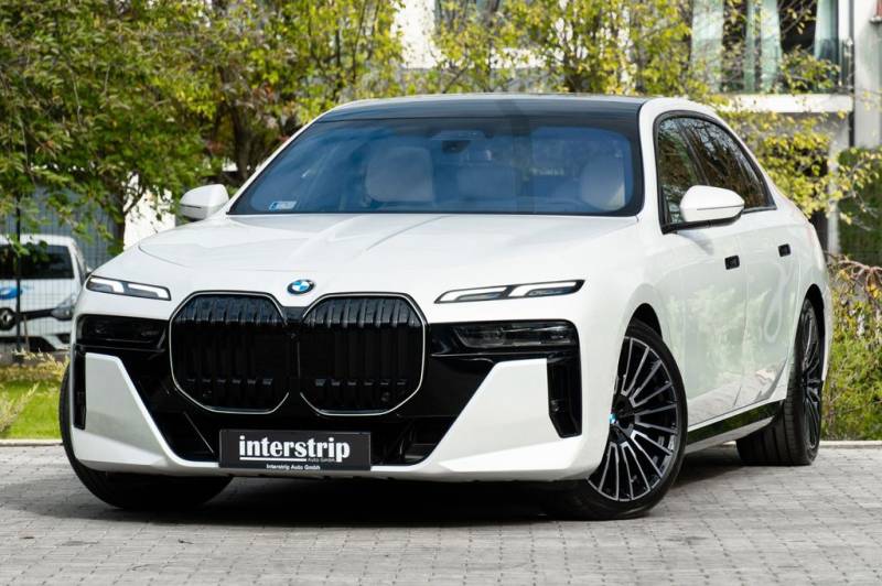 BMW 740d M SPORT.CONNOISSEUR.MASSAGE.SKY.BandW.5/100