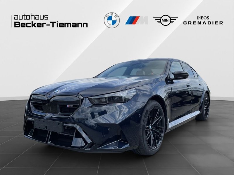 BMW M5 Limousine - UPE 157.050,- € 0,5% Versteuerung