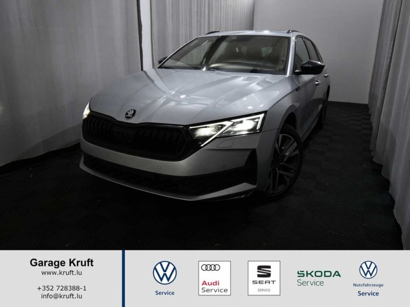 Skoda Octavia Combi 2.0 TDI DSG Sportline - AHK, Pano,