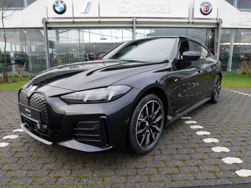 BMW i4 xDrive40 M Sport AHK ACC 360° HuD SHZ DAB