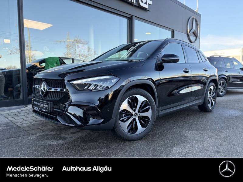 Mercedes-Benz GLA 200 Progressive Night AHK Sound Distro 360°