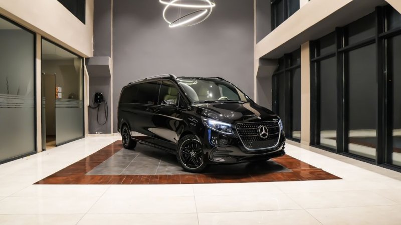 Mercedes-Benz V300 extralang VIP VAN AMG AirMatic 4M lang long