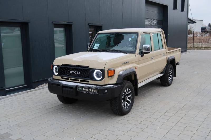 Toyota Land Cruiser GDJ79 DOKA Z 2,8l Diesel VOLL