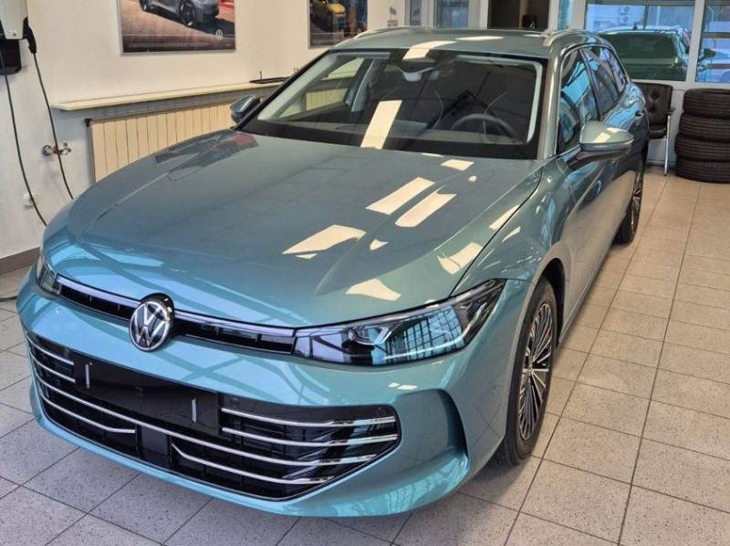 Volkswagen Passat 2,0 TDI DSG Elegance AHK Matrix Area