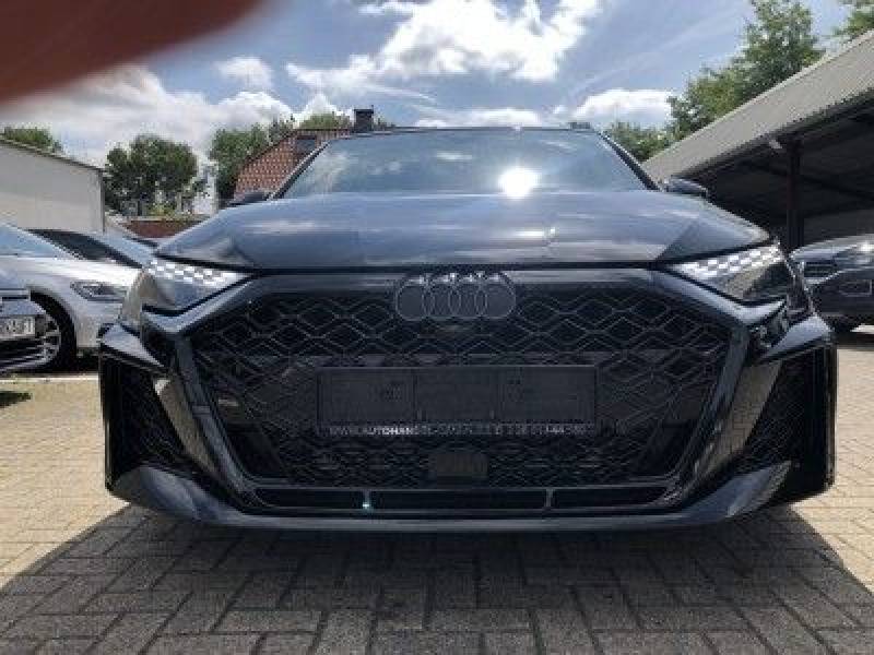 Audi RS3 Sportback Pano Matrix Head Schalensitze 