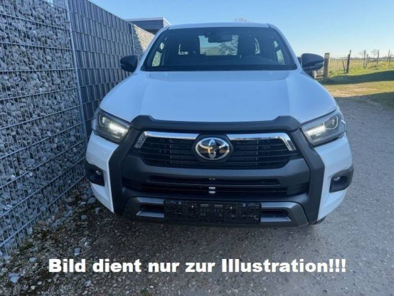 Toyota Hilux Xtra Cab 2.4 D-4D AT 4WD Challenger Black