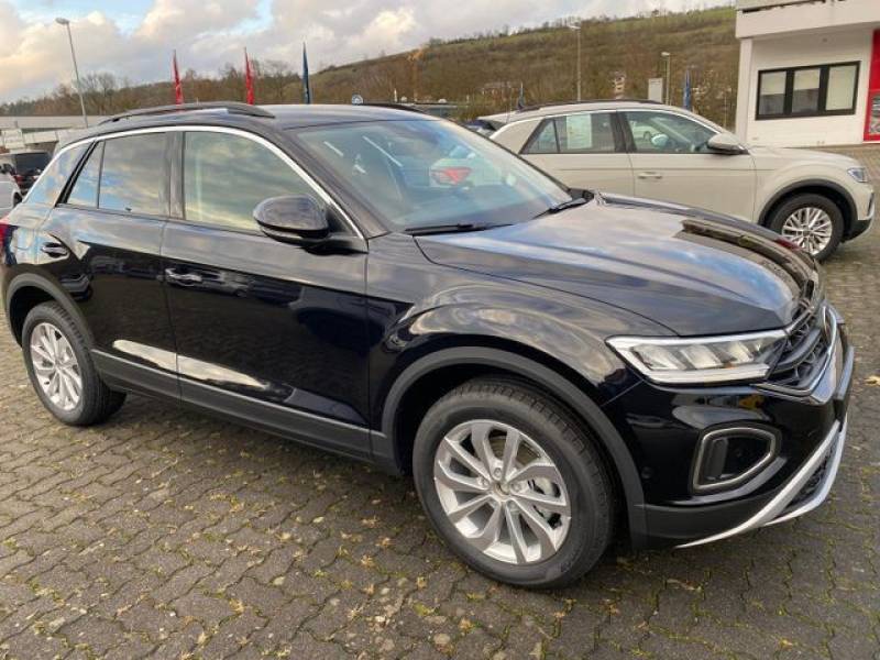 Volkswagen T-Roc 1.5 TSI DSG Life ACC SHZ 17Z Kesy Navi Kam