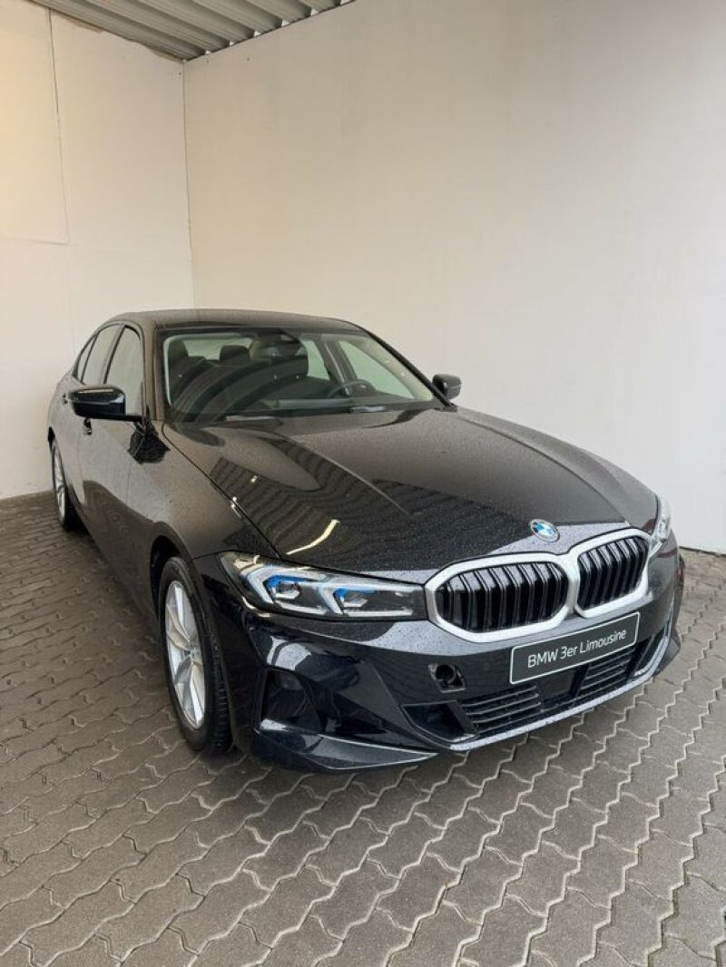 BMW 320i
